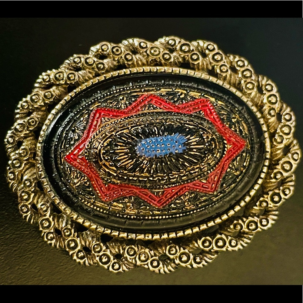 Vintage Sarah Coventry Pendant Brooch